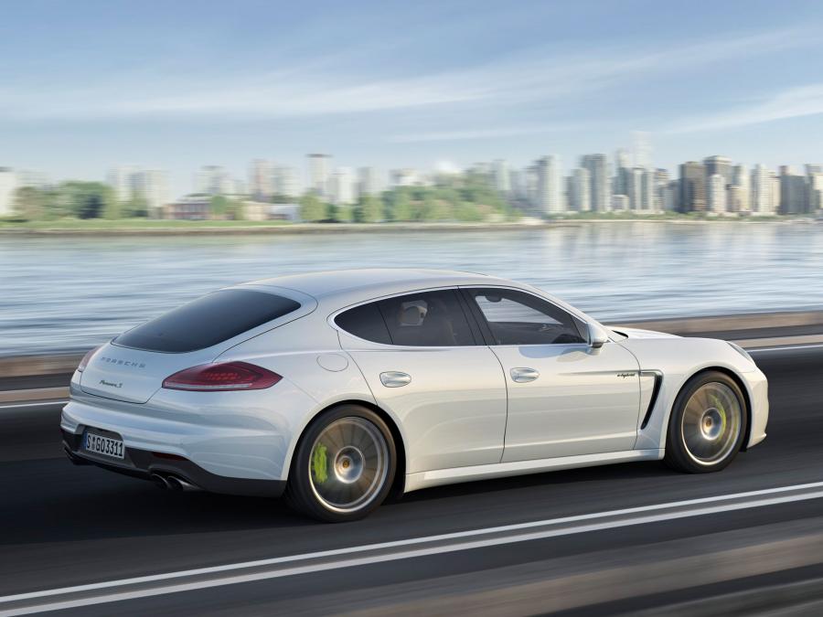  Porsche Panamera S E-Hybrid 2013 года  (фото 7 из 14)